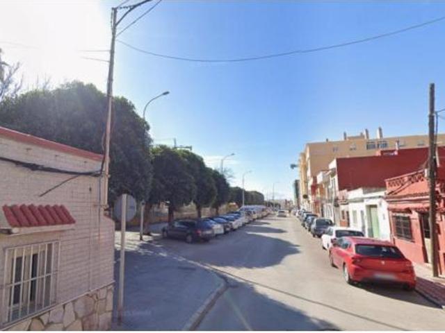Piso Venta La Línea de la Concepción, La Atunara Periáñez