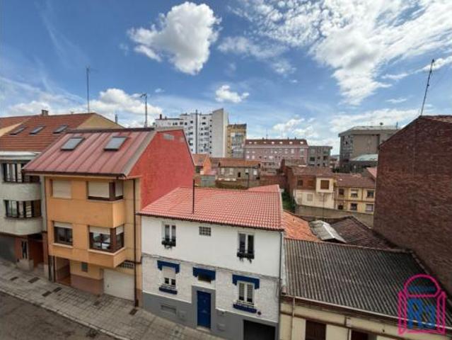 Piso Venta León Capital, San Esteban
