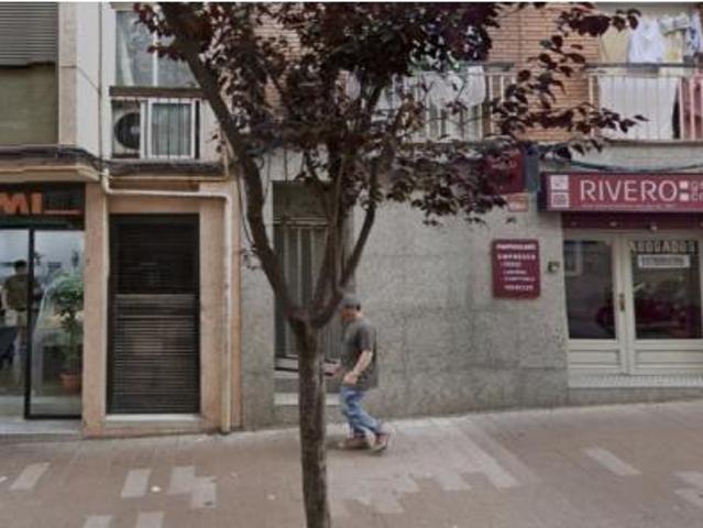 Piso Venta Santa Coloma de Gramenet, Fondo