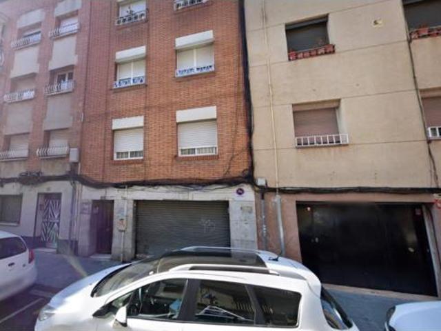 Piso Venta Santa Coloma de Gramenet, Fondo