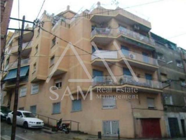 Piso Venta Santa Coloma de Gramenet, Fondo