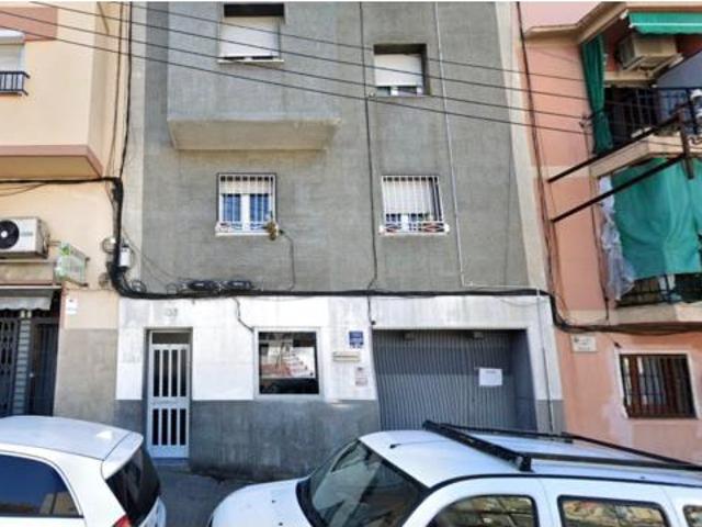 Piso Venta Santa Coloma de Gramenet, Fondo
