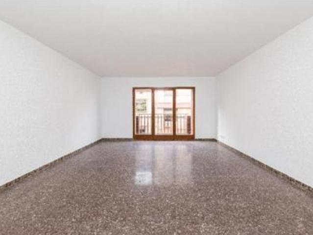 Piso Venta Santa Coloma de Gramenet, Fondo