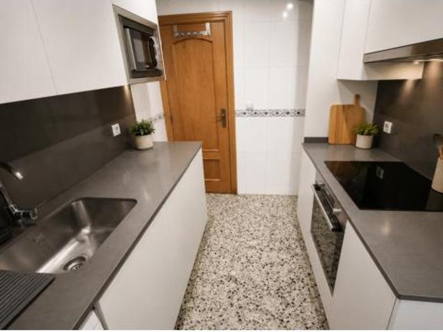 Piso Venta Santa Coloma de Gramenet, Fondo