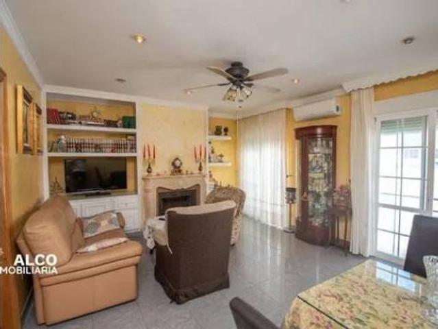 Piso Venta Torrox, Núcleo