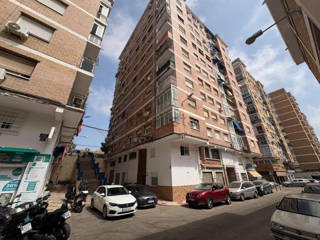 Piso, Victoria Eugenia, Málaga