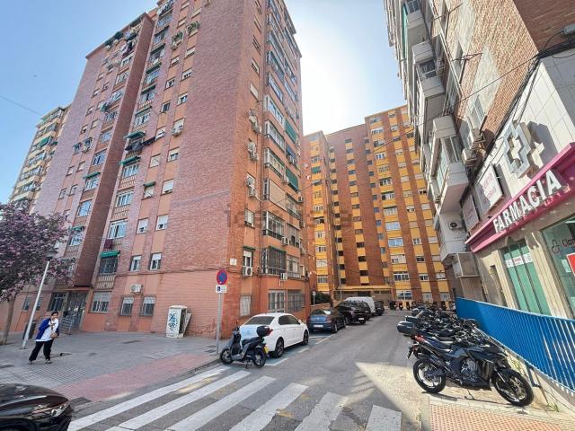 Piso, Victoria Eugenia, Málaga