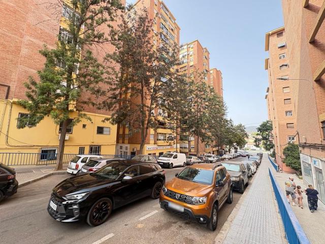 Piso, Victoria Eugenia, Málaga