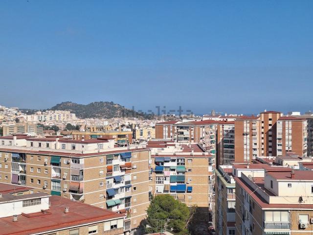 Piso, Victoria Eugenia, Málaga