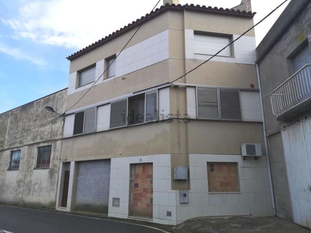 Piso, Vila Sacra
