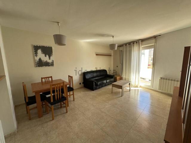 Piso, Vila Seca