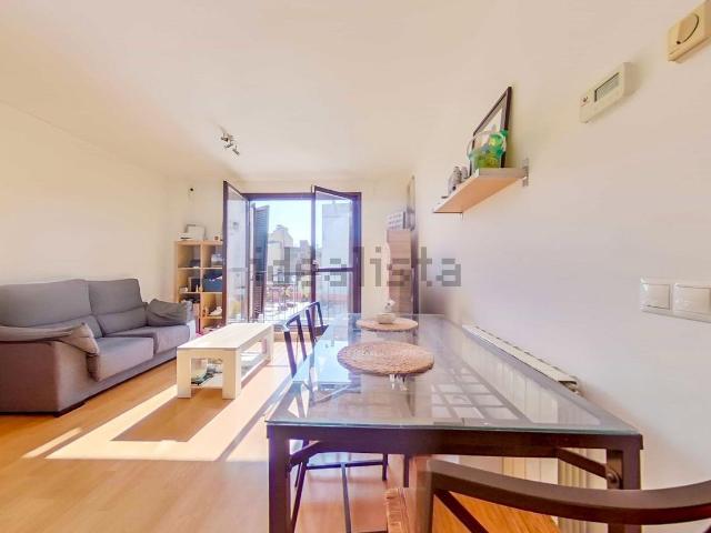 Piso, Vila Seca