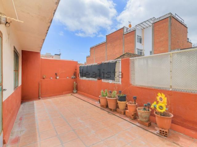 Piso, Viladecans