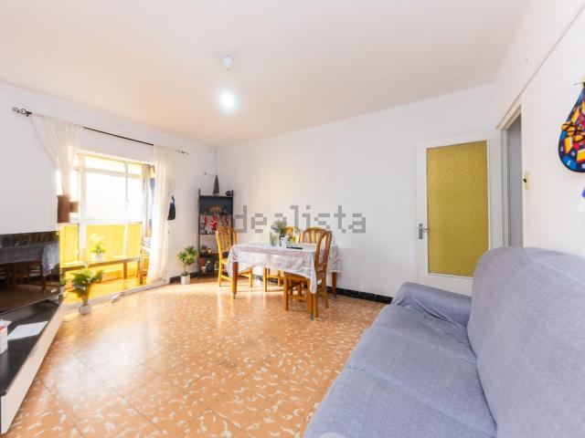 Piso, Viladecans