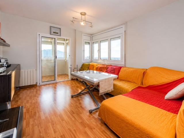 Piso, Viladecans