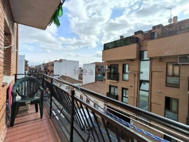 Piso, Viladecans