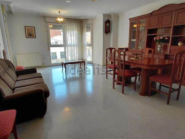 Piso, Villena