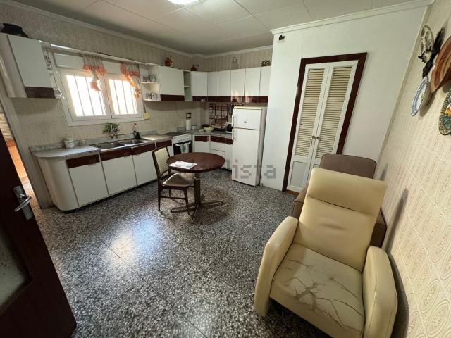Piso, Villena