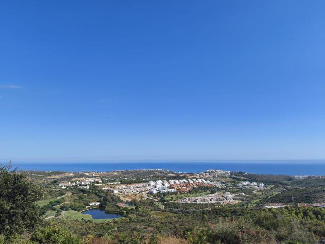 Exclusivo apartamento con vistas al mar y amplia terraza en Hacienda Casares
