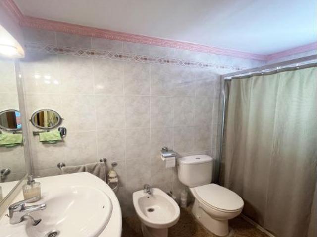 Piso VPO en venta en Santo Domingo, Alicante, 4 habitaciones, 2 baños, con garaje, trastero y ascens