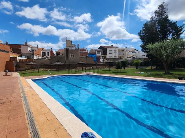 Piso, Zona Esportiva, Terrassa