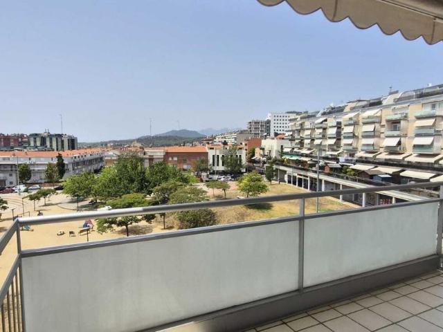 Piso, Zona Esportiva, Terrassa