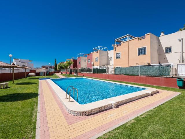 Piso, Zona Lago Los Almendros, Orihuela