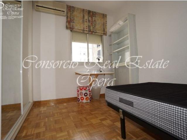 Piso 2 habitaciones dobles, calefacción central