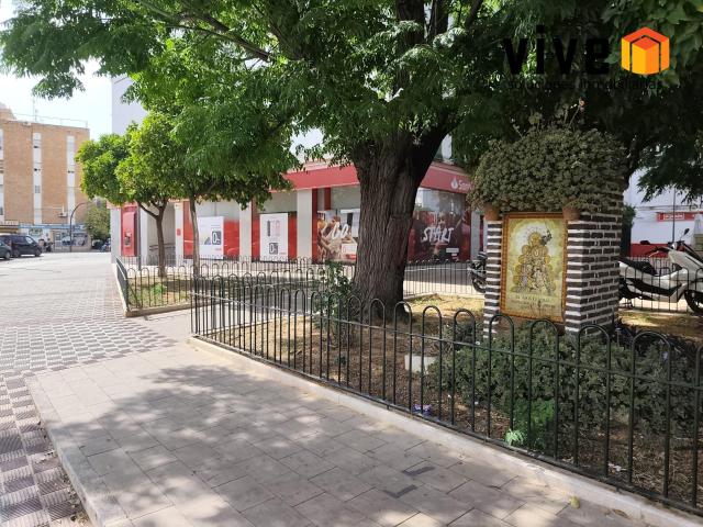 Piso 3 dormitorios entre el Hospital Virgen Macarena y Pio XII