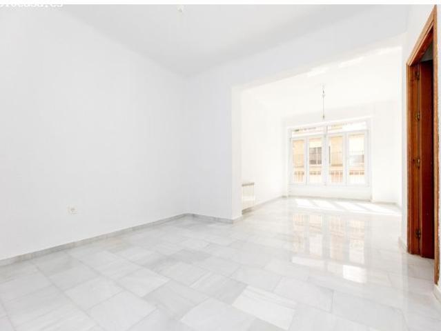 PISO 3 DORMITORIOS JUNTO HOSPITAL RUIZ DE ALDA Y PLAZA DE TOROS
