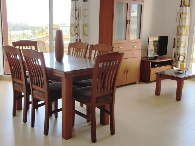 PISO 3 HABITACIONES PALOMARES