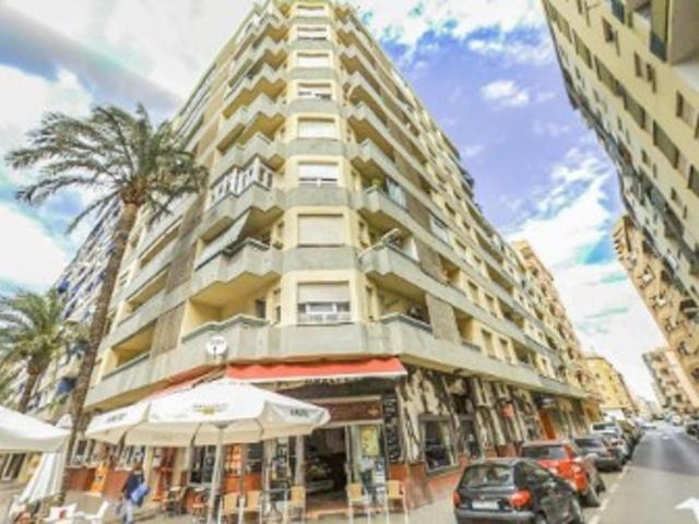 Pisos en venta. Gandia