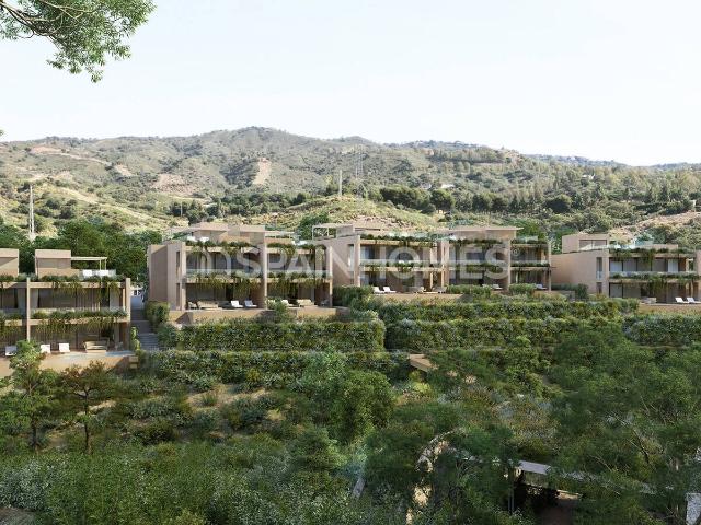 Pisos en Elviria, Marbella con Piscinas y Solariums en la Azotea