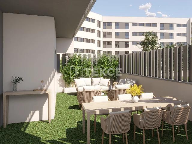Pisos en Residencia Cerca de la Costa Brava en Girona