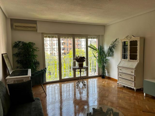 Pisos Madrid 2.200€ Mes