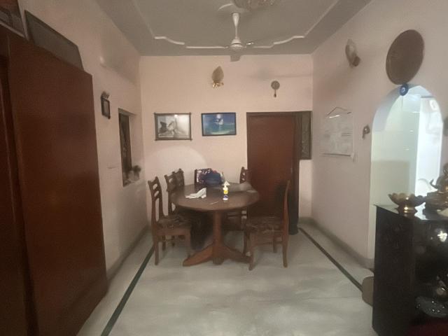 Pitampura 3 Bedroom 100 Sq. Yd. Builder Floor in Pitampura Delhi Listing ID: #8971
