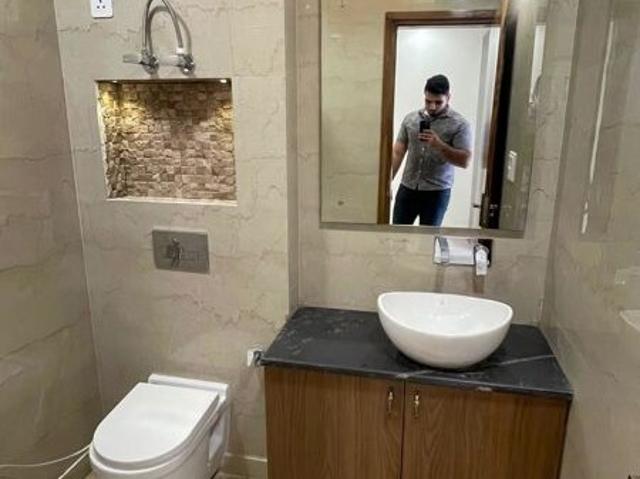 Pitampura Housing 3 Bedroom 1000 Sq. Ft. Builder Floor in Pitampura Delhi Listing ID: #9946