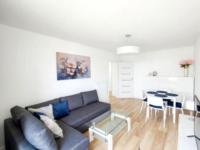 Pixel House i 2 pokoje i Garaż i Po remoncie Wrocław