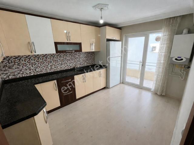 Piyade Mah. Cadde Yanı Asansörlü 4+1 Teraslı Dublex Daire