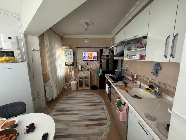 Piyade Mahallesi Yapılı Köşe Başı Krediye Uygun 3+1satılık Daire
