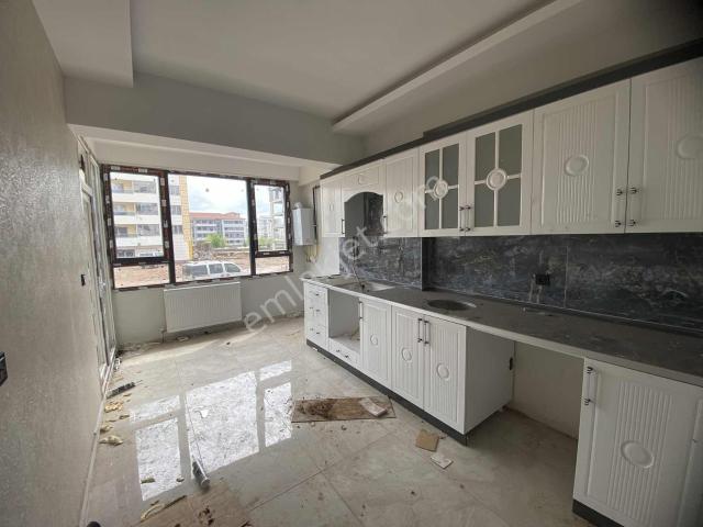 Piyale Düğün Salonu Yanında 2+1 85 M2 Muhteşem Kiralık Daire!