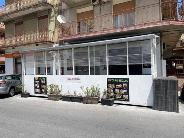 Pizza al taglio in vendita a Barcellona Pozzo Di Gotto