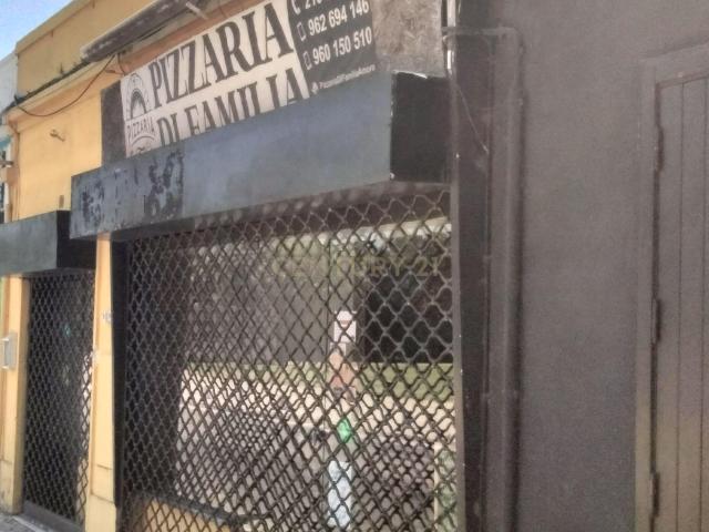 Pizzaria frente ribeirinha Amora