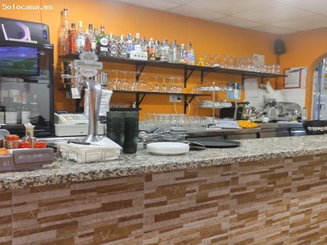 Pizzería en traspaso con gran solera ? – Local listo para seguir funcionando
