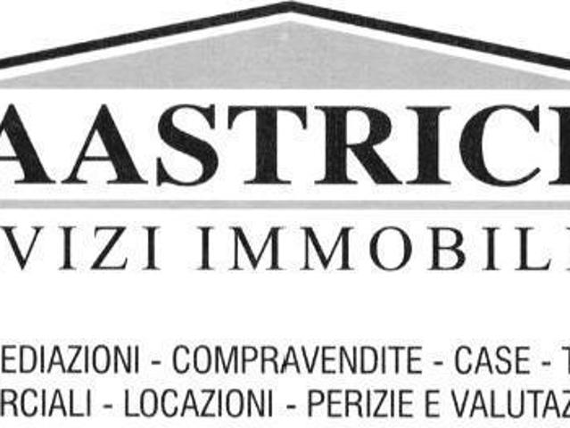 Pizzeria in vendita a Due Carrare