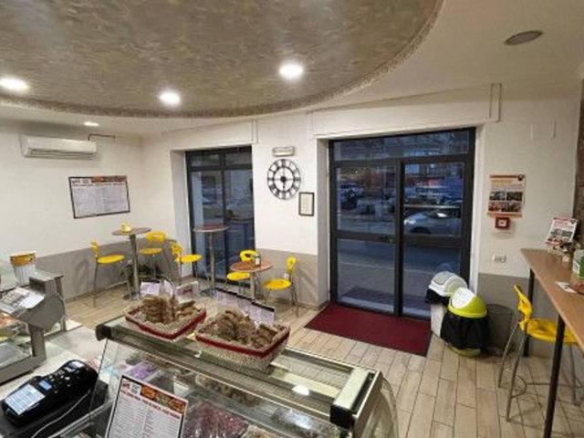 Pizzeria in vendita a Orte