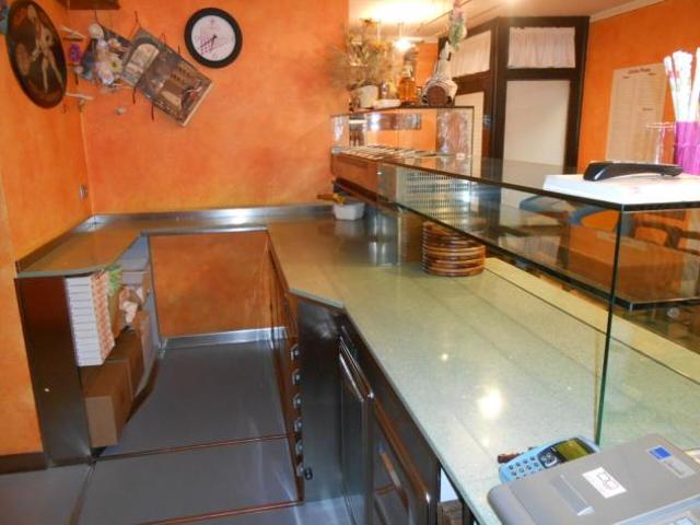 Pizzeria in vendita a Lucca