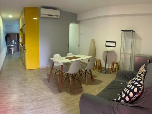PJ Empire City Halo Tower SOHO Fully Furnished For Sale Facing Forest