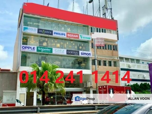 PJ Enbloc 3 Adjorning Units 5 Storey Building For Sale