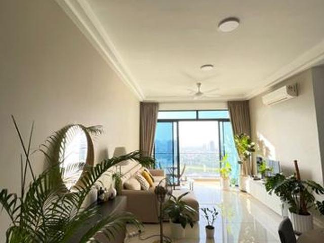 PJ Midtown Section 13 Petaling Jaya 915sf 2r2b2cp Nice Unit